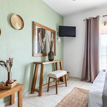 Giasemi ゲストハウス