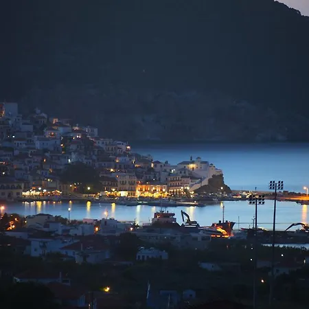 Πανσιόν Giasemi *