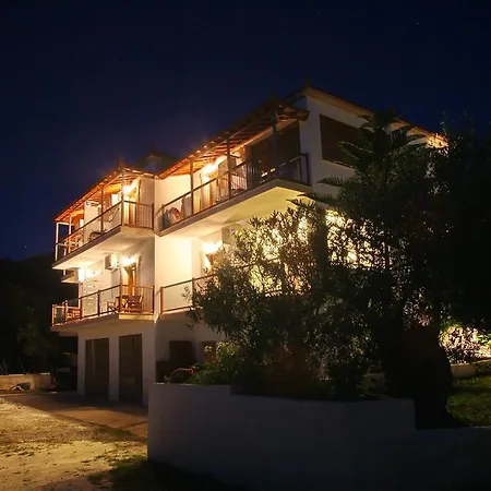 Giasemi Σκόπελος