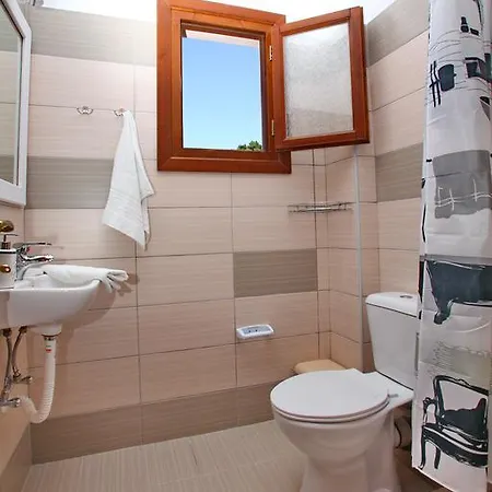 Guest house Giasemi *