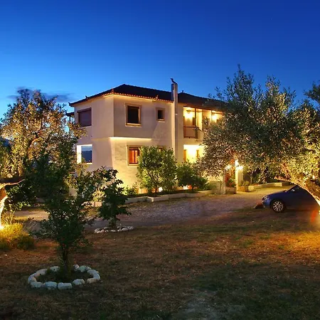 Giasemi Σκόπελος