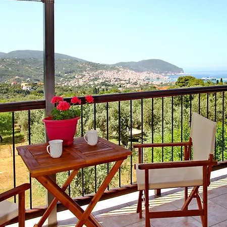 Giasemi Skopelos