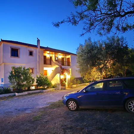 Guest house Giasemi