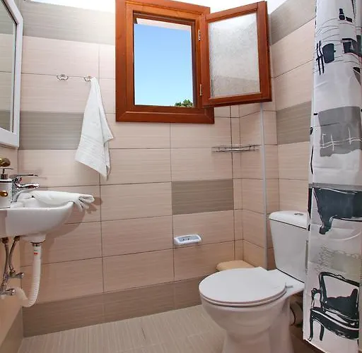 Guest house Giasemi 3*