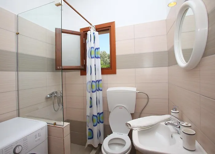 Guest house Giasemi 3*