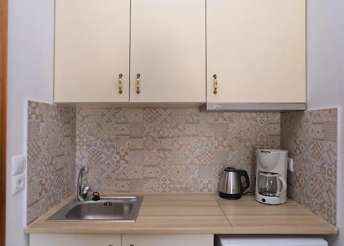 Giasemi Skopelos Town